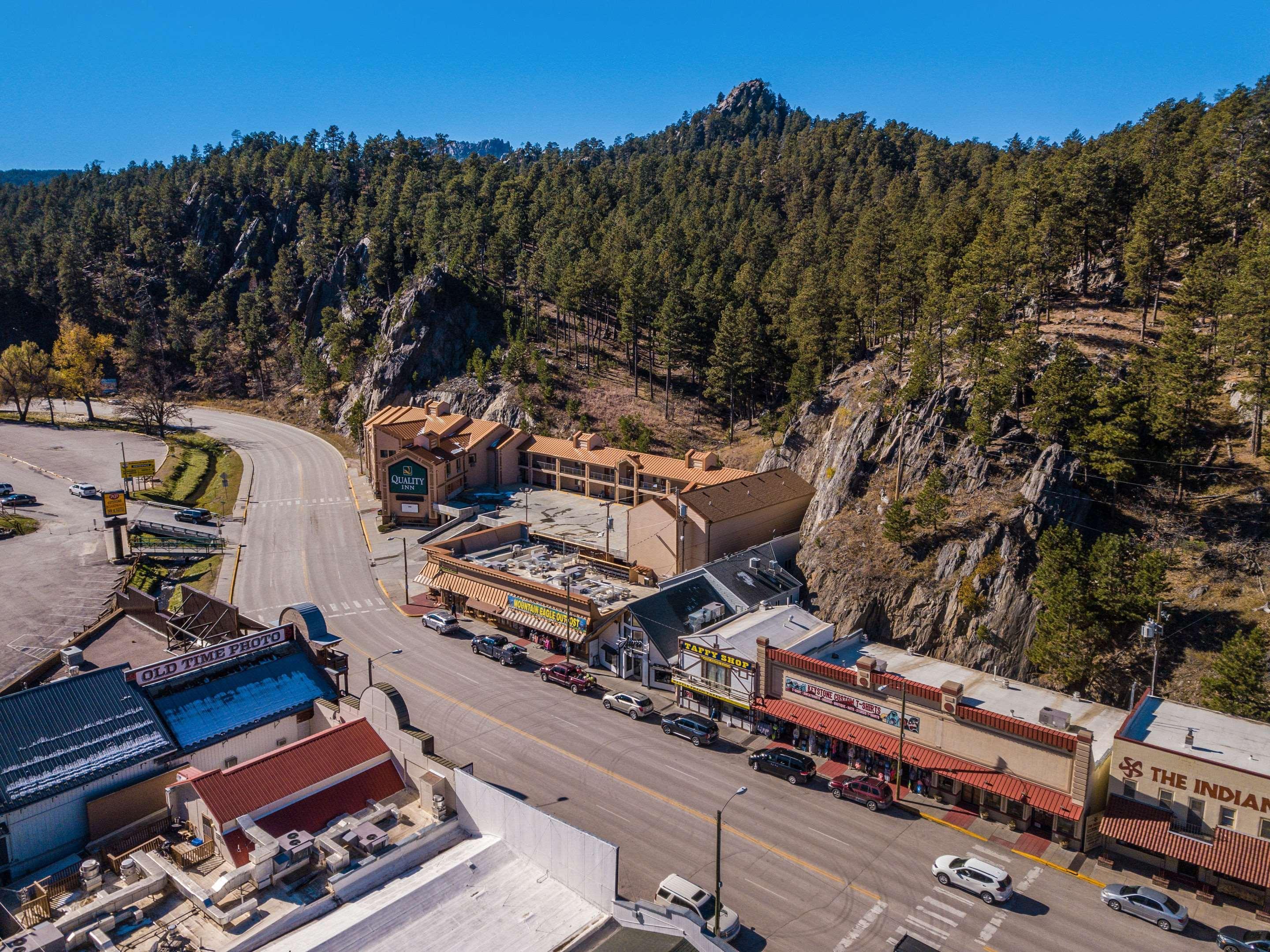 Quality Inn Keystone Near Mount Rushmore מראה חיצוני תמונה