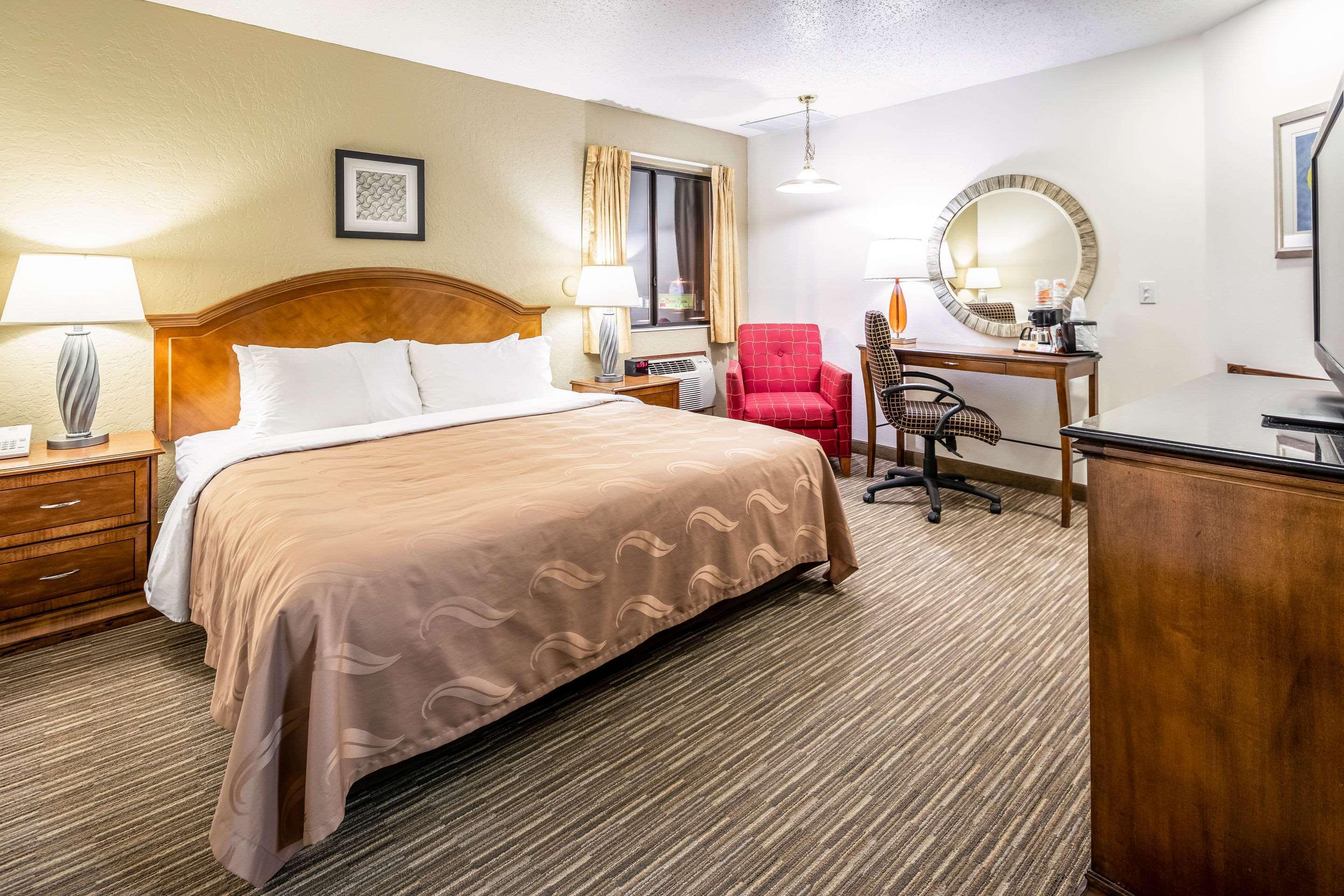 Quality Inn Keystone Near Mount Rushmore מראה חיצוני תמונה