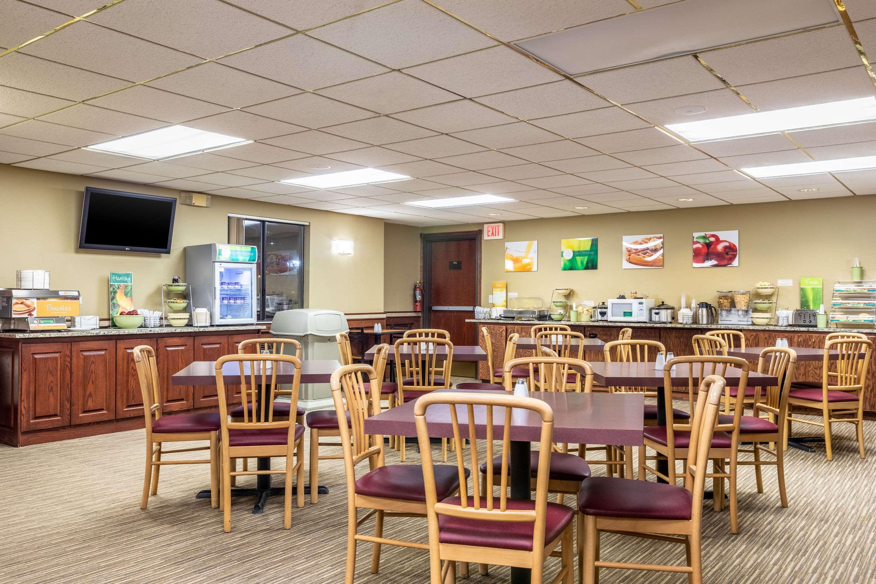Quality Inn Keystone Near Mount Rushmore מראה חיצוני תמונה