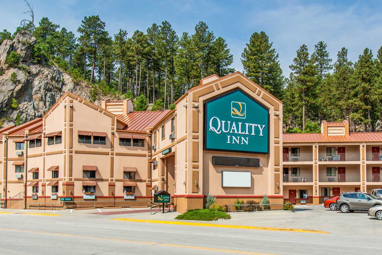 Quality Inn Keystone Near Mount Rushmore מראה חיצוני תמונה