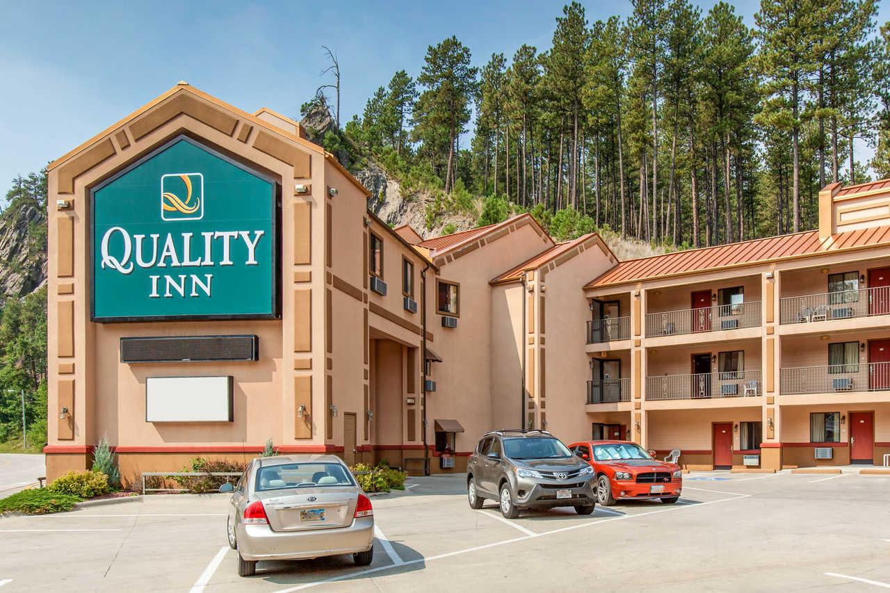 Quality Inn Keystone Near Mount Rushmore מראה חיצוני תמונה