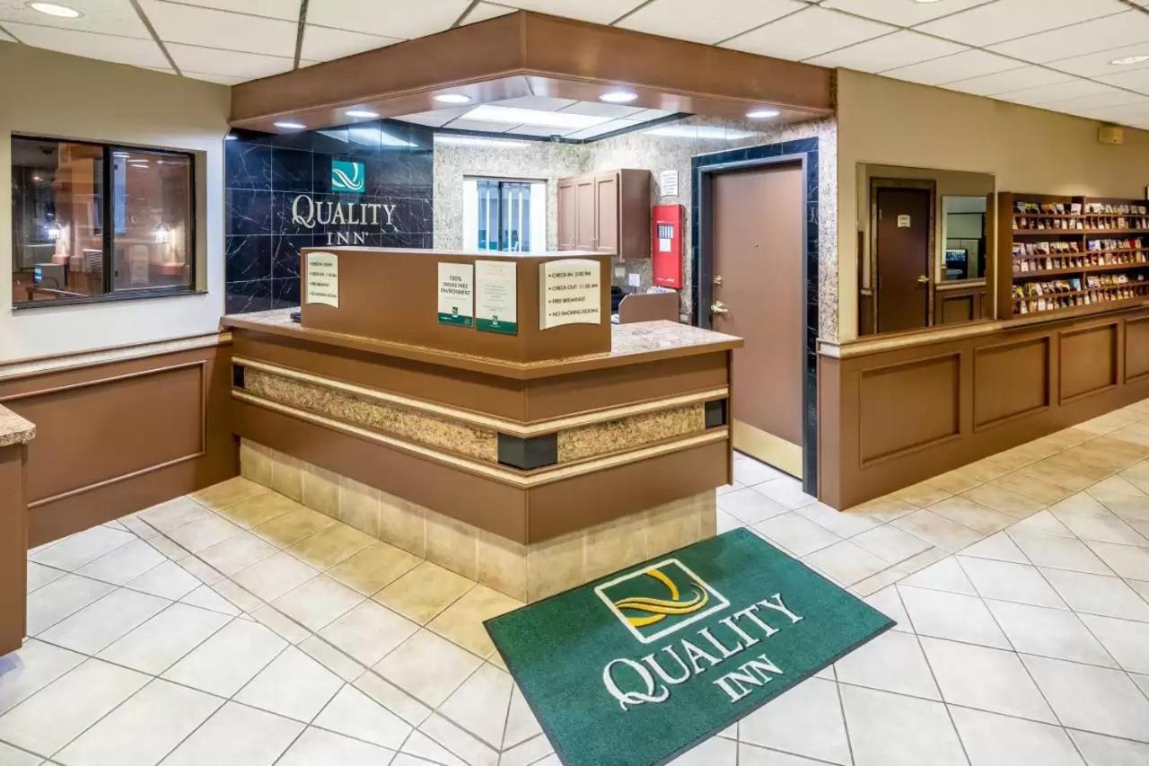 Quality Inn Keystone Near Mount Rushmore מראה חיצוני תמונה