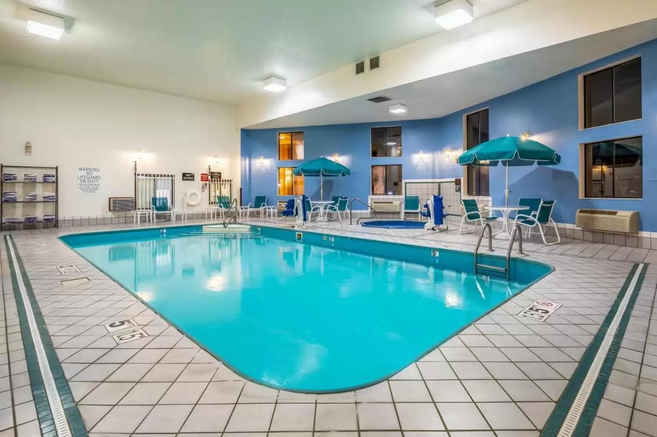 Quality Inn Keystone Near Mount Rushmore מראה חיצוני תמונה